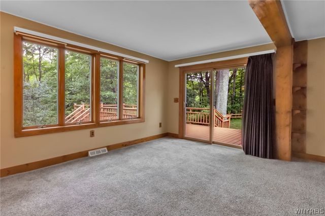 997 Sweet Road, Aurora, NY 14052