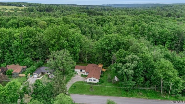 997 Sweet Road, Aurora, NY 14052