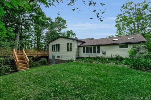 997 Sweet Road, Aurora, NY 14052