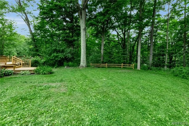 997 Sweet Road, Aurora, NY 14052