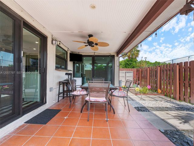 501 NW 98th Court 501, Miami, FL 33172