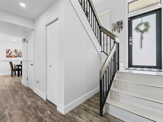 501 NW 98th Court 501, Miami, FL 33172