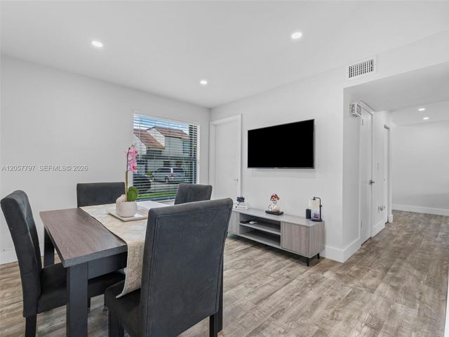 501 NW 98th Court 501, Miami, FL 33172