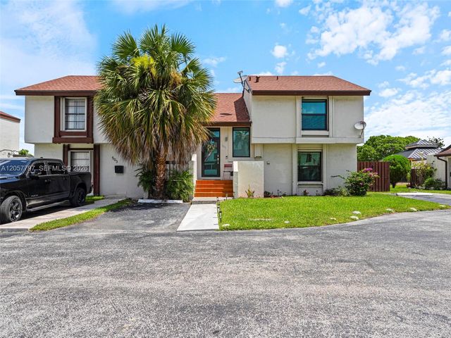501 NW 98th Court 501, Miami, FL 33172