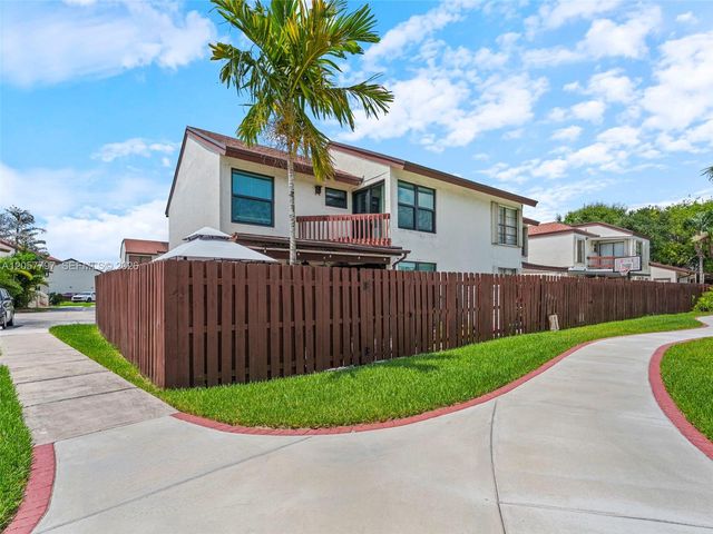 501 NW 98th Court 501, Miami, FL 33172
