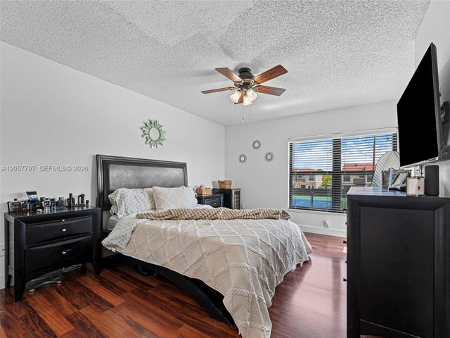 501 NW 98th Court 501, Miami, FL 33172