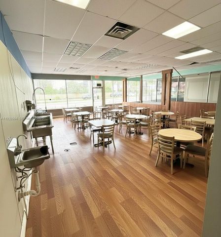 1018 N Miami Beach Blvd, North Miami Beach, FL 33162