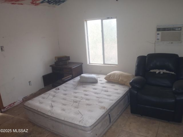 13586 E Garigans Gulch, Vail, AZ 85641