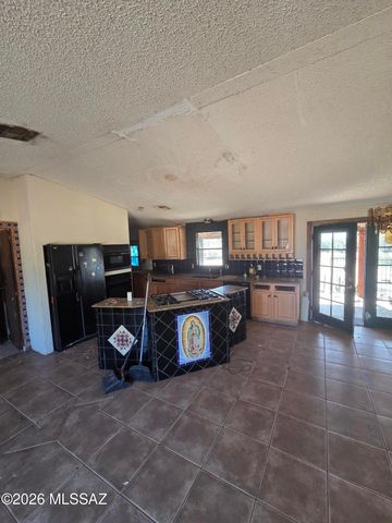 13586 E Garigans Gulch, Vail, AZ 85641