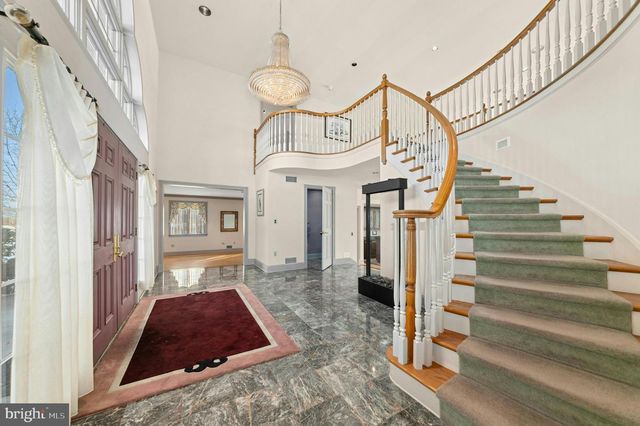 3640 MANOR RD, Bethlehem, PA 18020