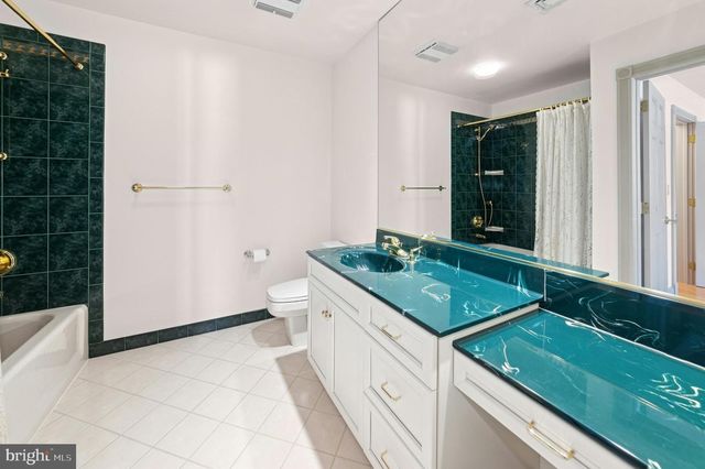 3640 MANOR RD, Bethlehem, PA 18020