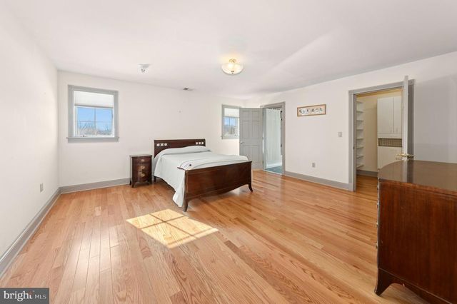 3640 MANOR RD, Bethlehem, PA 18020