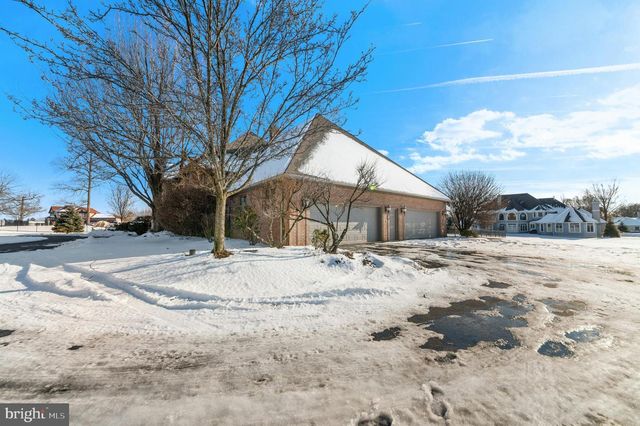 3640 MANOR RD, Bethlehem, PA 18020