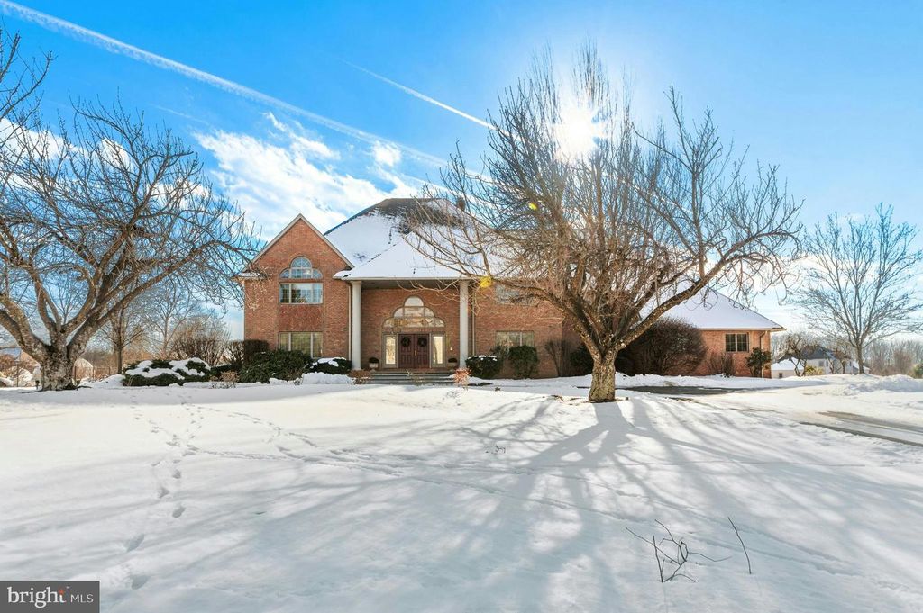 3640 MANOR RD, Bethlehem, PA 18020