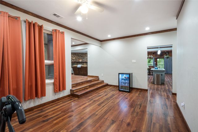 207 Shadowwood Trail, Ovilla, TX 75154