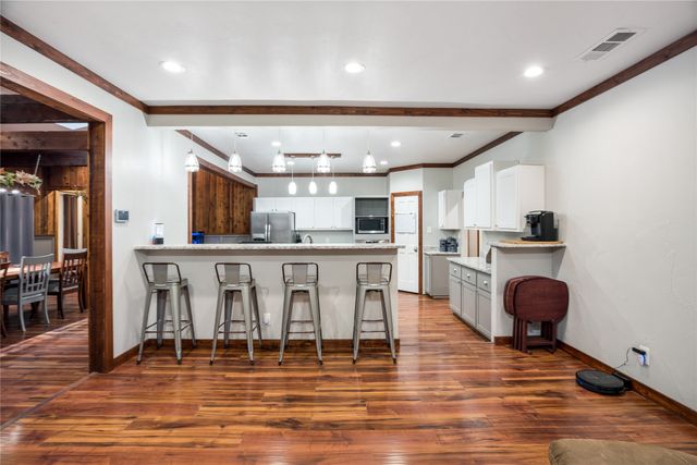 207 Shadowwood Trail, Ovilla, TX 75154