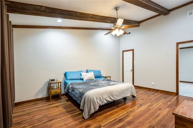 207 Shadowwood Trail, Ovilla, TX 75154