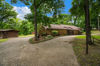 207 Shadowwood Trail, Ovilla, TX 75154