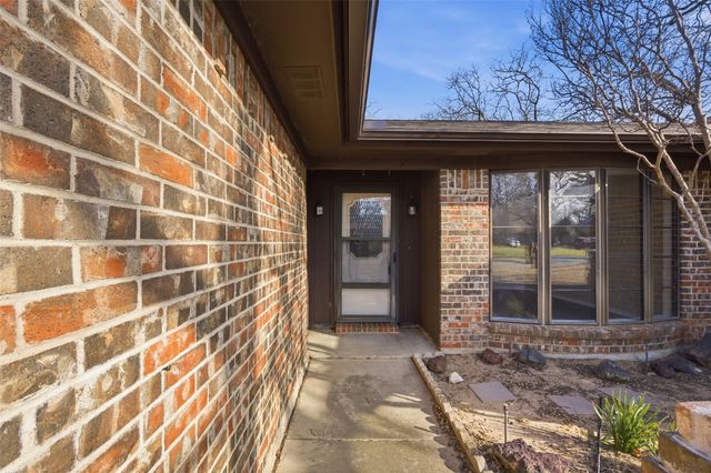 5917 Pleasant Wood Trail, Arlington, TX 76016