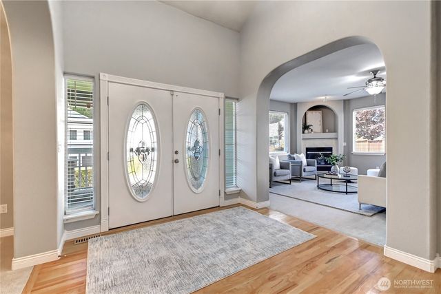22126 102nd Place SE, Kent, WA 98031