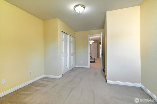 22126 102nd Place SE, Kent, WA 98031