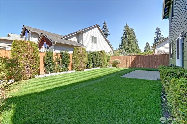 22126 102nd Place SE, Kent, WA 98031