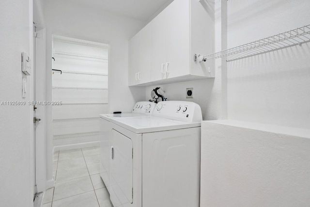 7257 NW 113th CT, Doral, FL 33178