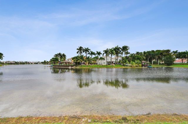 7257 NW 113th CT, Doral, FL 33178