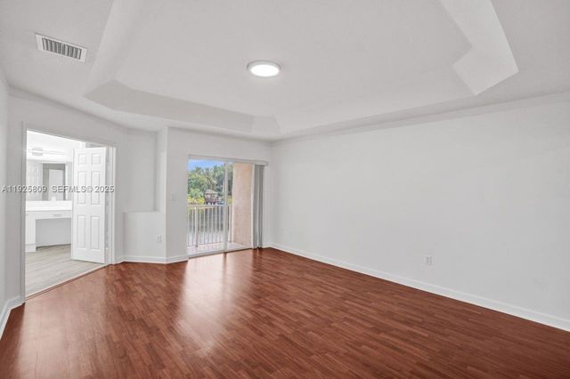 7257 NW 113th CT, Doral, FL 33178