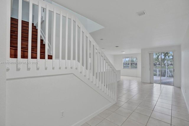 7257 NW 113th CT, Doral, FL 33178