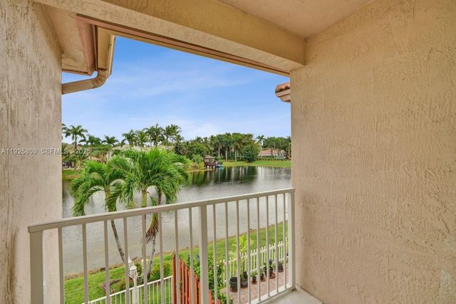 7257 NW 113th CT, Doral, FL 33178