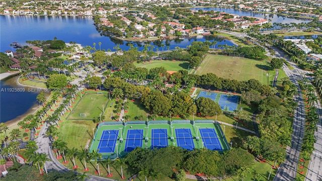 7257 NW 113th CT, Doral, FL 33178