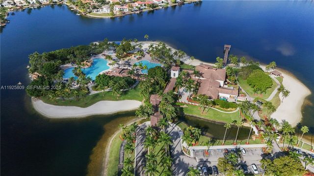 7257 NW 113th CT, Doral, FL 33178