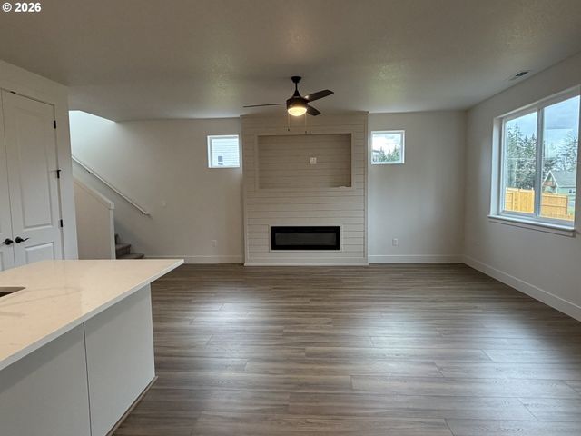 16081 Barlow Trail Ln, Oregon City, OR 97045