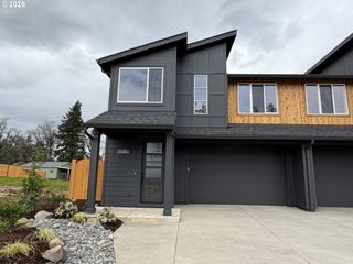 16081 Barlow Trail Ln, Oregon City, OR 97045