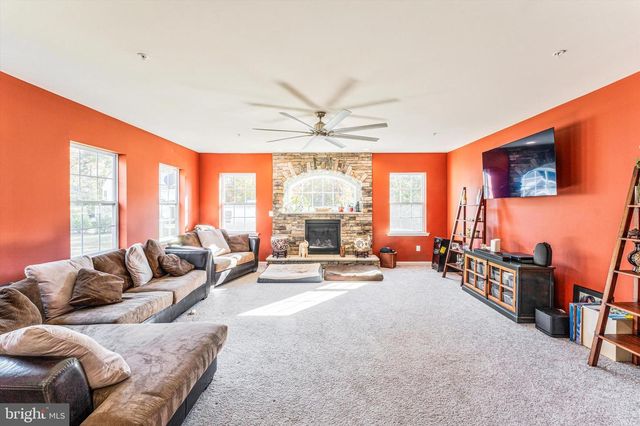 14439 PATHFINDER CT, Hughesville, MD 20637