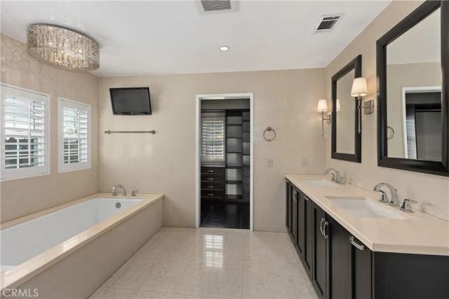 5 Yankee, Irvine, CA 92620