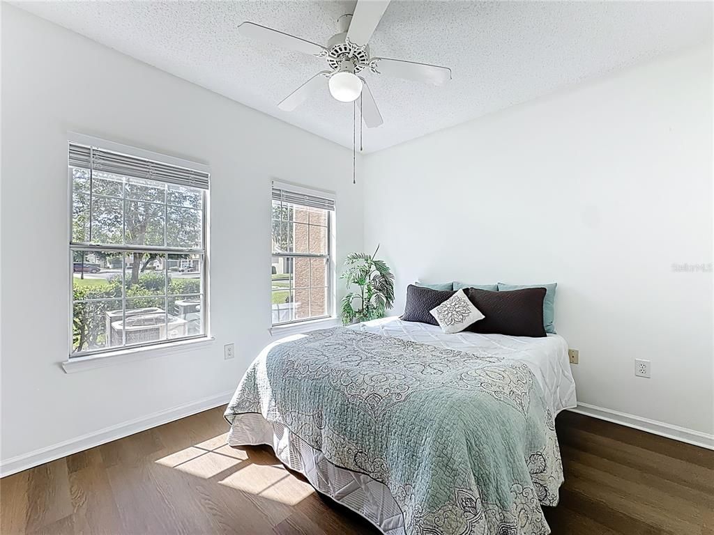 Image 25 of property listing at 12107 POPPY FIELD LANE 109, Orlando, FL 32837