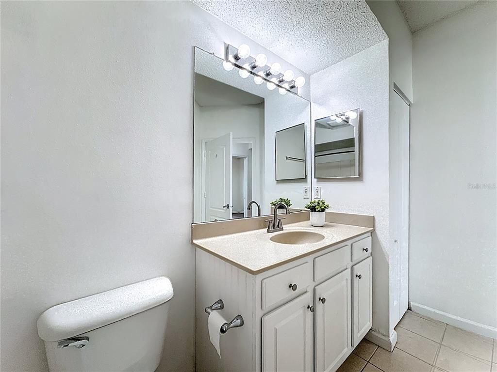 Image 29 of property listing at 12107 POPPY FIELD LANE 109, Orlando, FL 32837