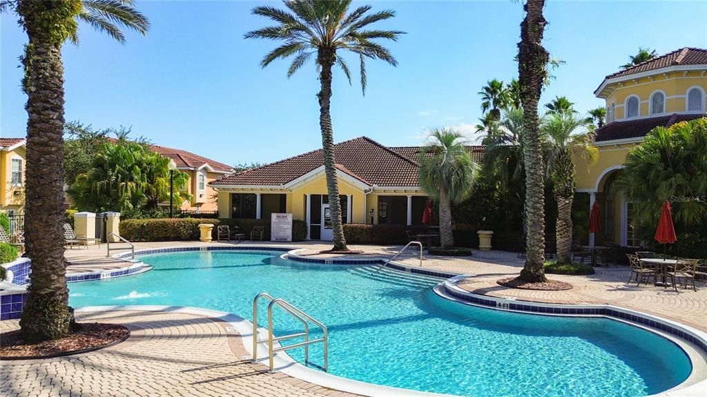 Image 3 of property listing at 12107 POPPY FIELD LANE 109, Orlando, FL 32837