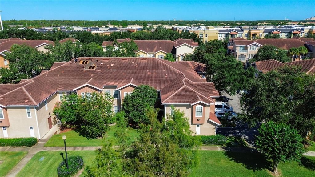 Image 50 of property listing at 12107 POPPY FIELD LANE 109, Orlando, FL 32837