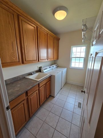 3703 SCHUETTE Drive, Wonder Lake, IL 60097