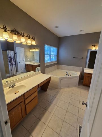 3703 SCHUETTE Drive, Wonder Lake, IL 60097