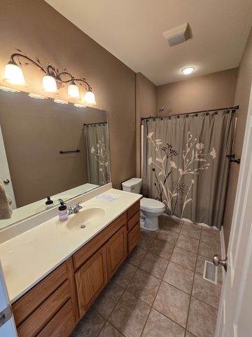 3703 SCHUETTE Drive, Wonder Lake, IL 60097
