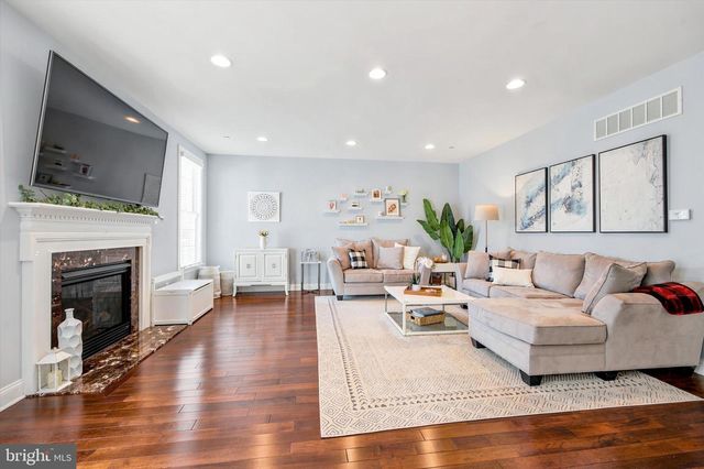 3702 LISETER GARDENS, Newtown Square, PA 19073