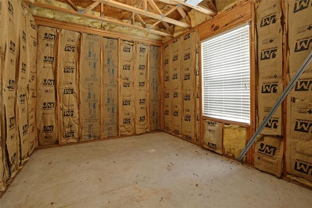 5502 Sweetsprings Drive SW, Powder Springs, GA 30127