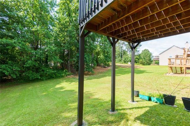 5502 Sweetsprings Drive SW, Powder Springs, GA 30127