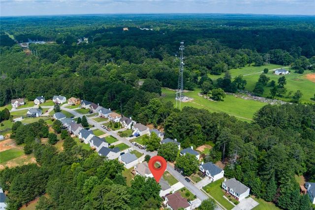 5502 Sweetsprings Drive SW, Powder Springs, GA 30127