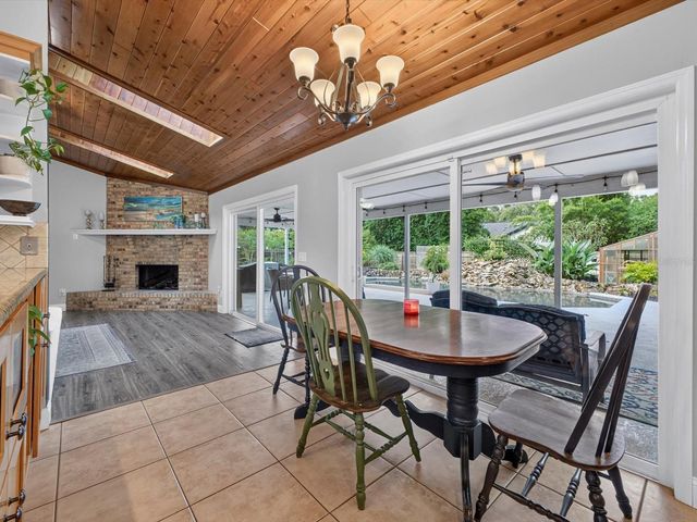 992 SLEEPING ROCK COURT, Winter Springs, FL 32708