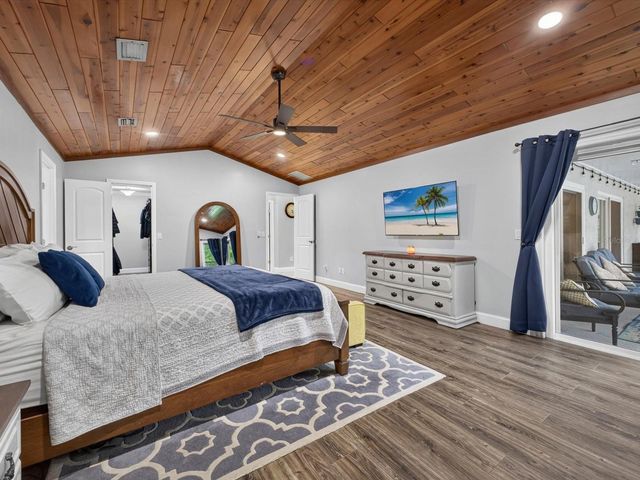992 SLEEPING ROCK COURT, Winter Springs, FL 32708